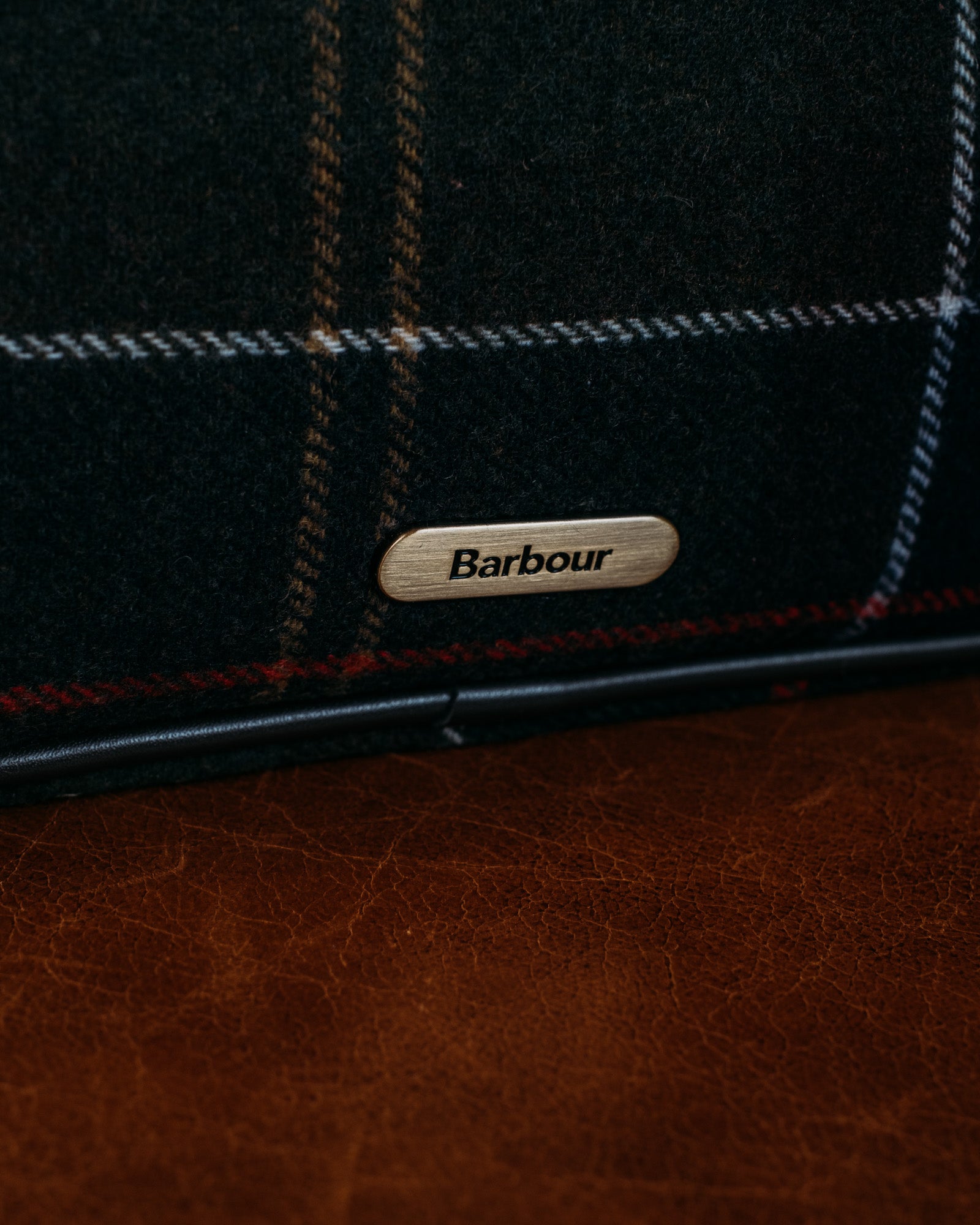 Allowhay Tartan Wash Bag LAC0331 OL91 Barbour 