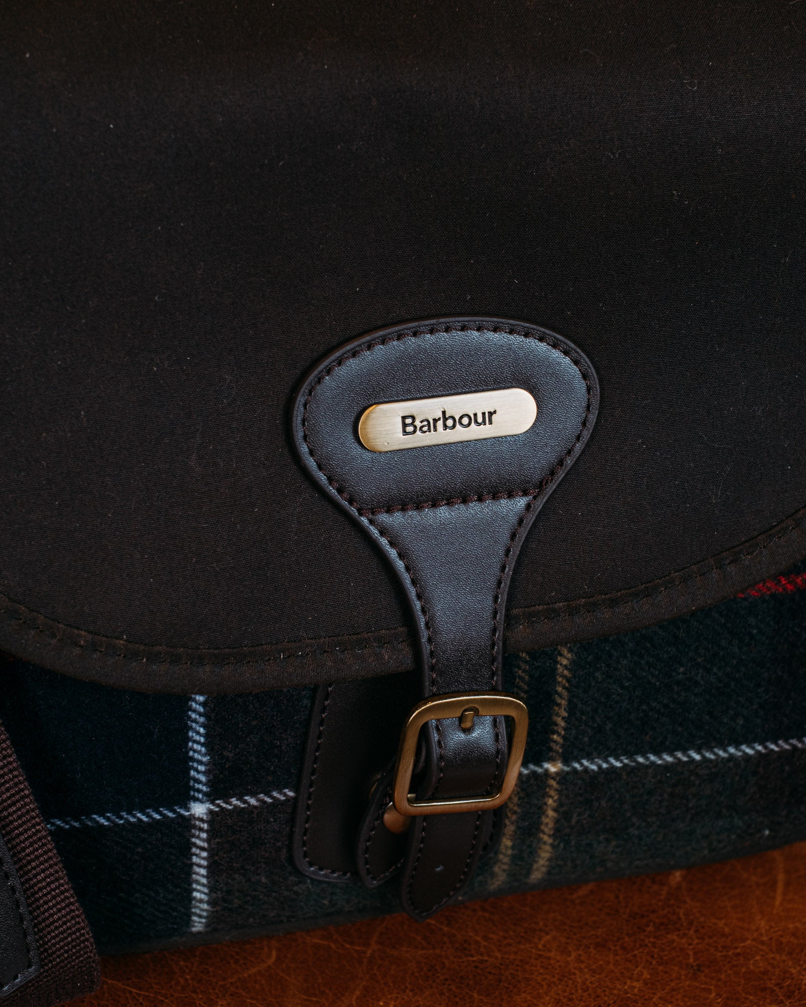 Cromarty Corssbody Bag LBA0479 OL91 Barbour 