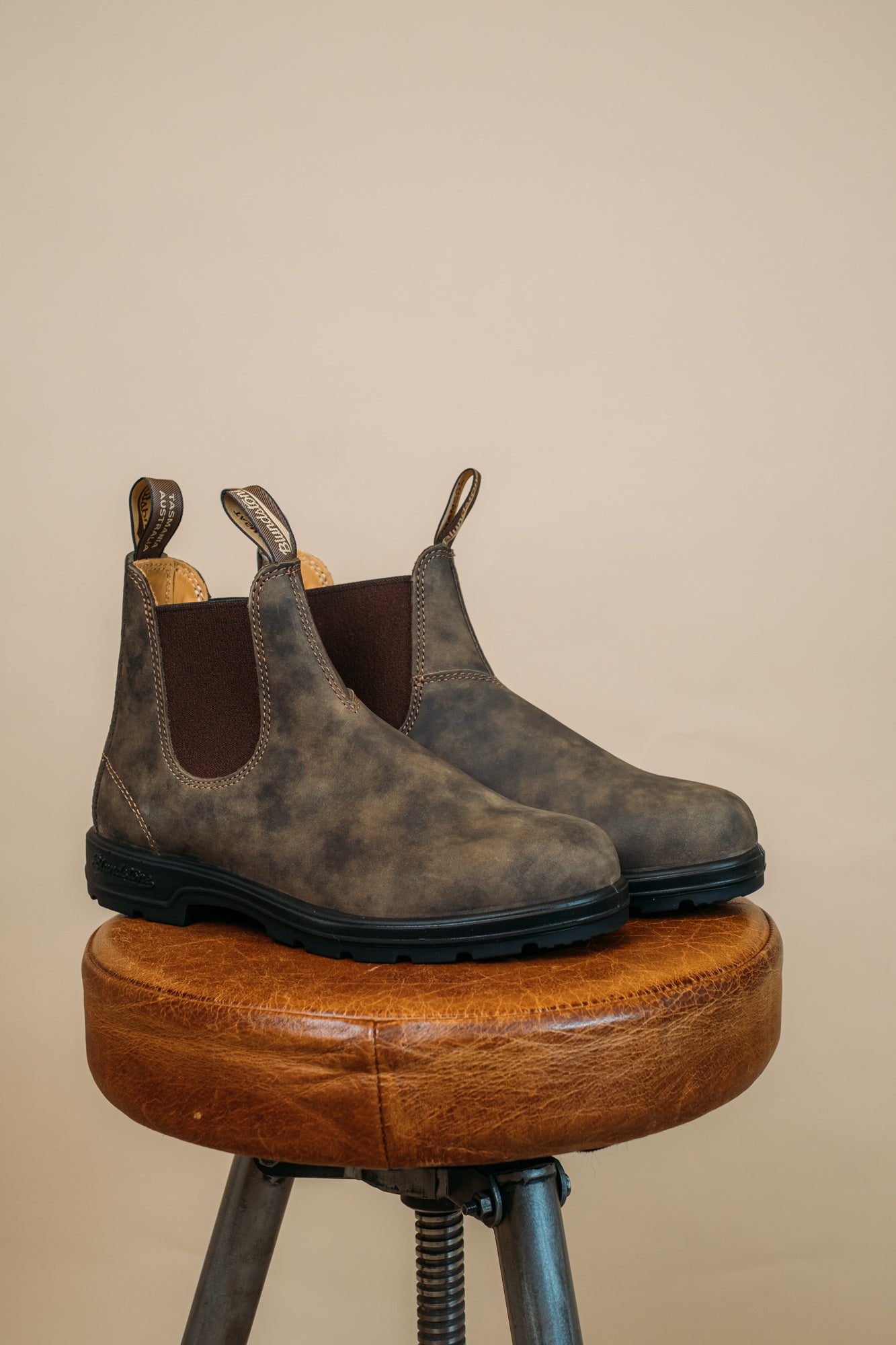 #585 585 585 Blundstone 