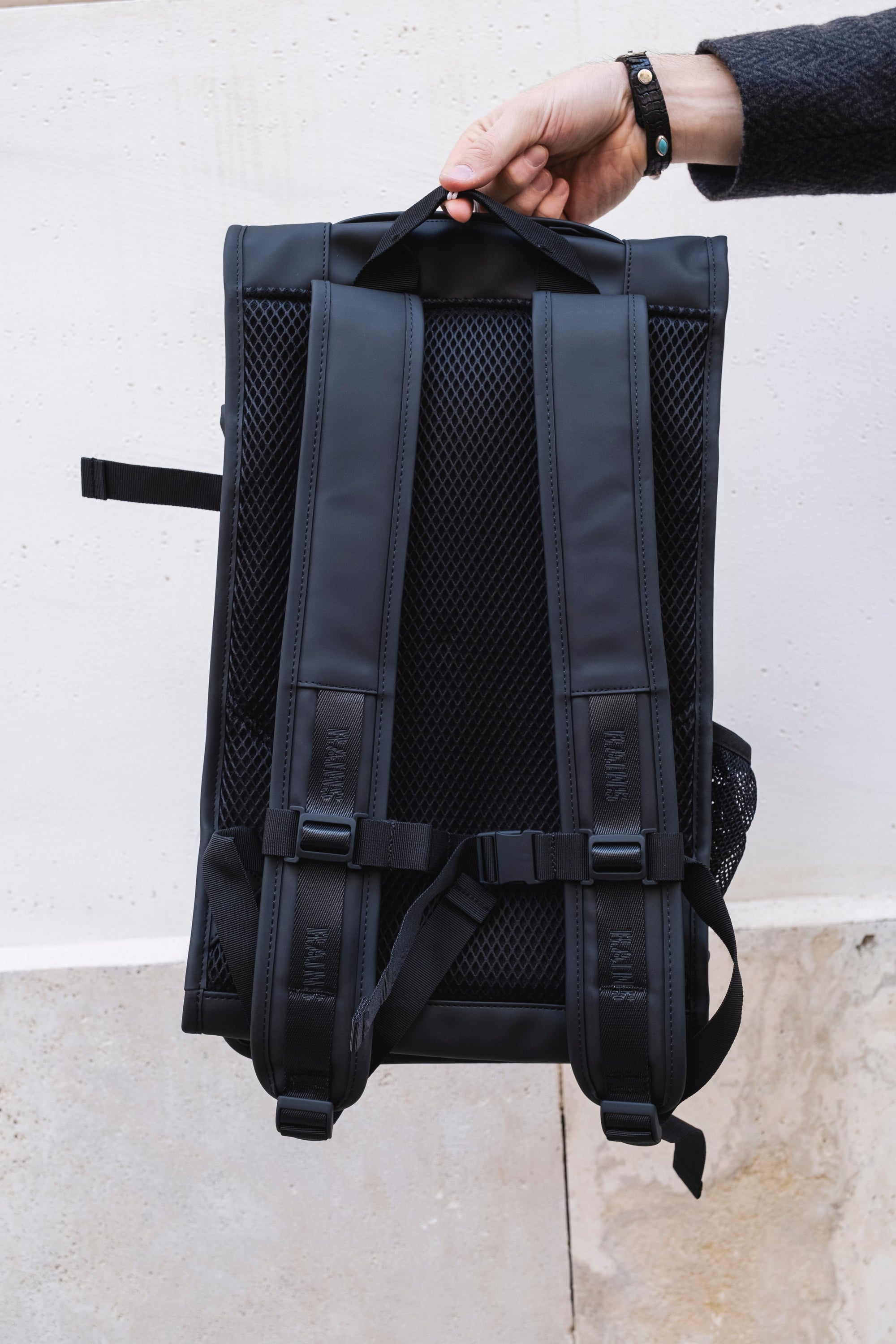 Trail Mountaineer Bag RA14340 BLA Rains 