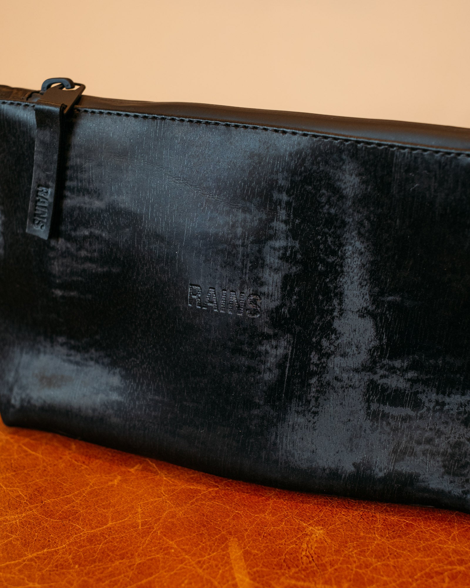 Cosmetic Bag RA15600 COA Rains 