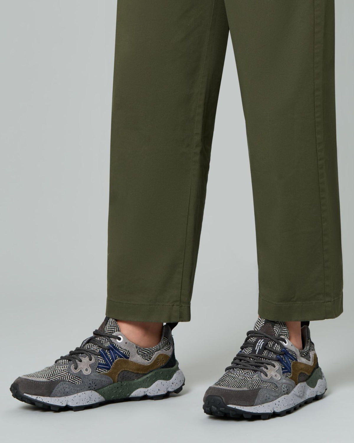 Sneakers Yamano 3 Antracite-Dark Grey-Black 001201781850 1B05 Flower Mountain 