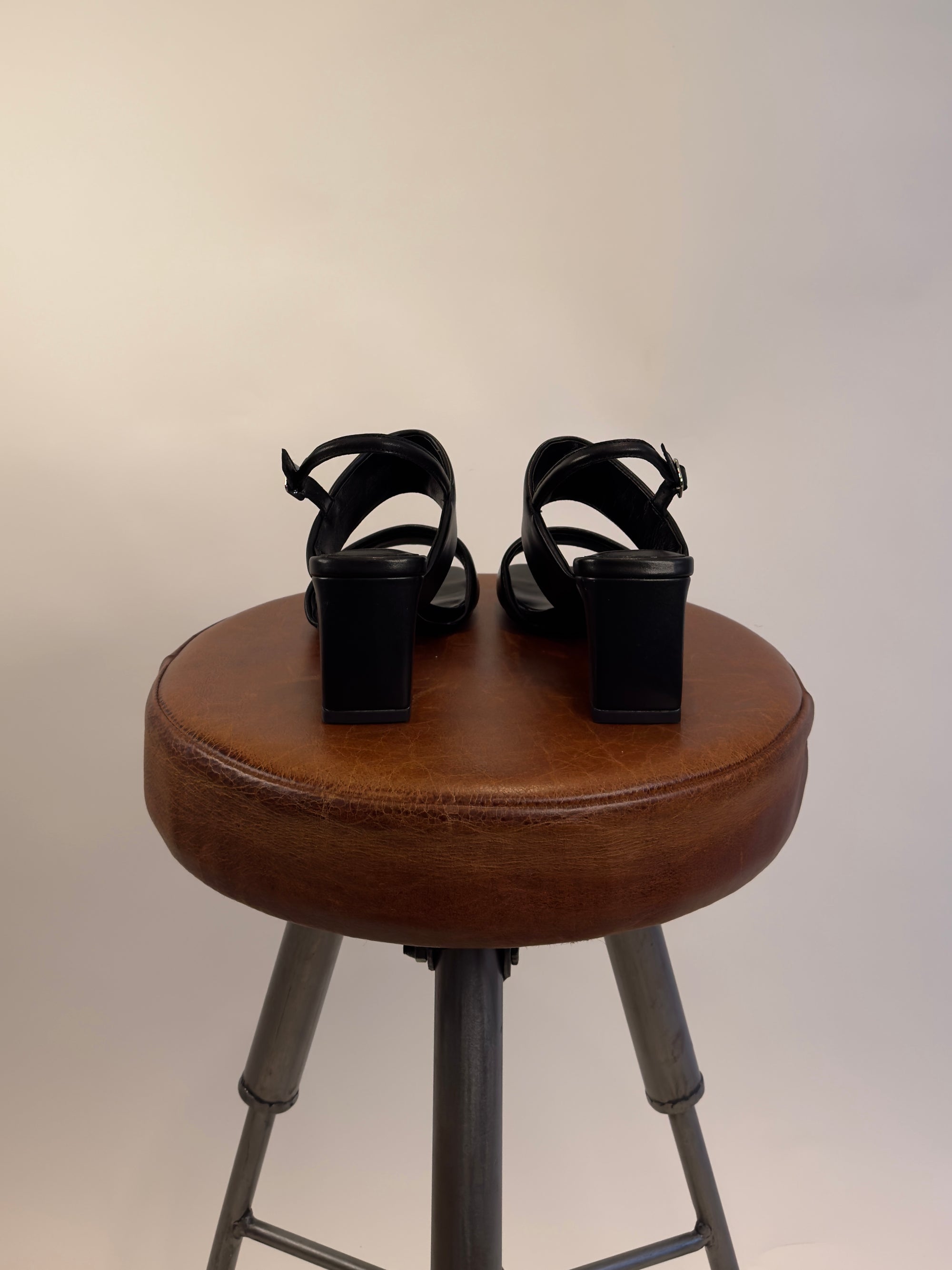 Sandalo Luisa VBS571200120 BLACK Vagabond 