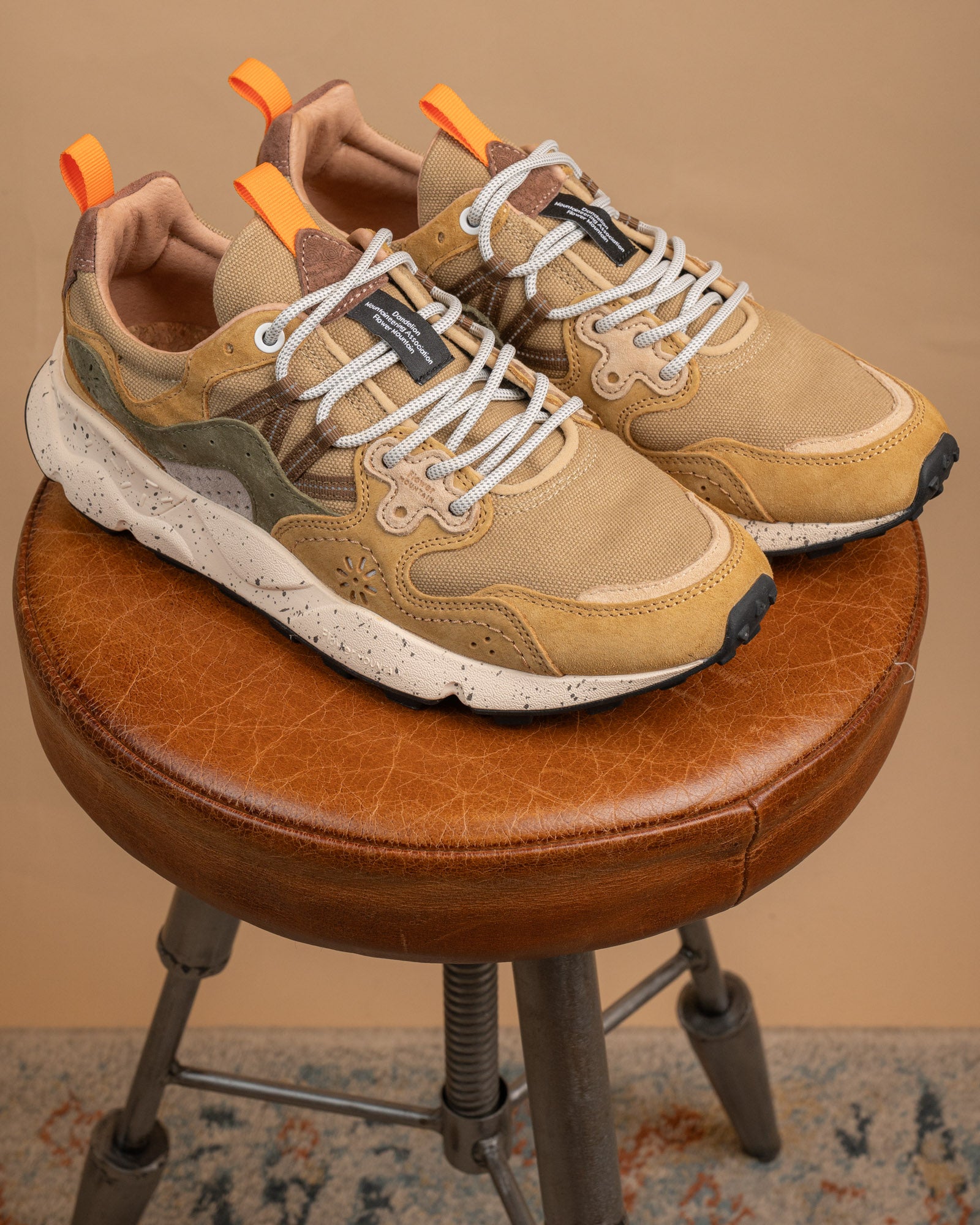 Sneakers Yamano 3 Beige-Kaki 001201781638 1F85 Flower Mountain 