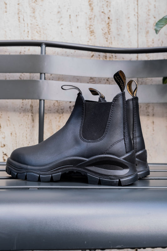 black-blundstone-ai24-22402