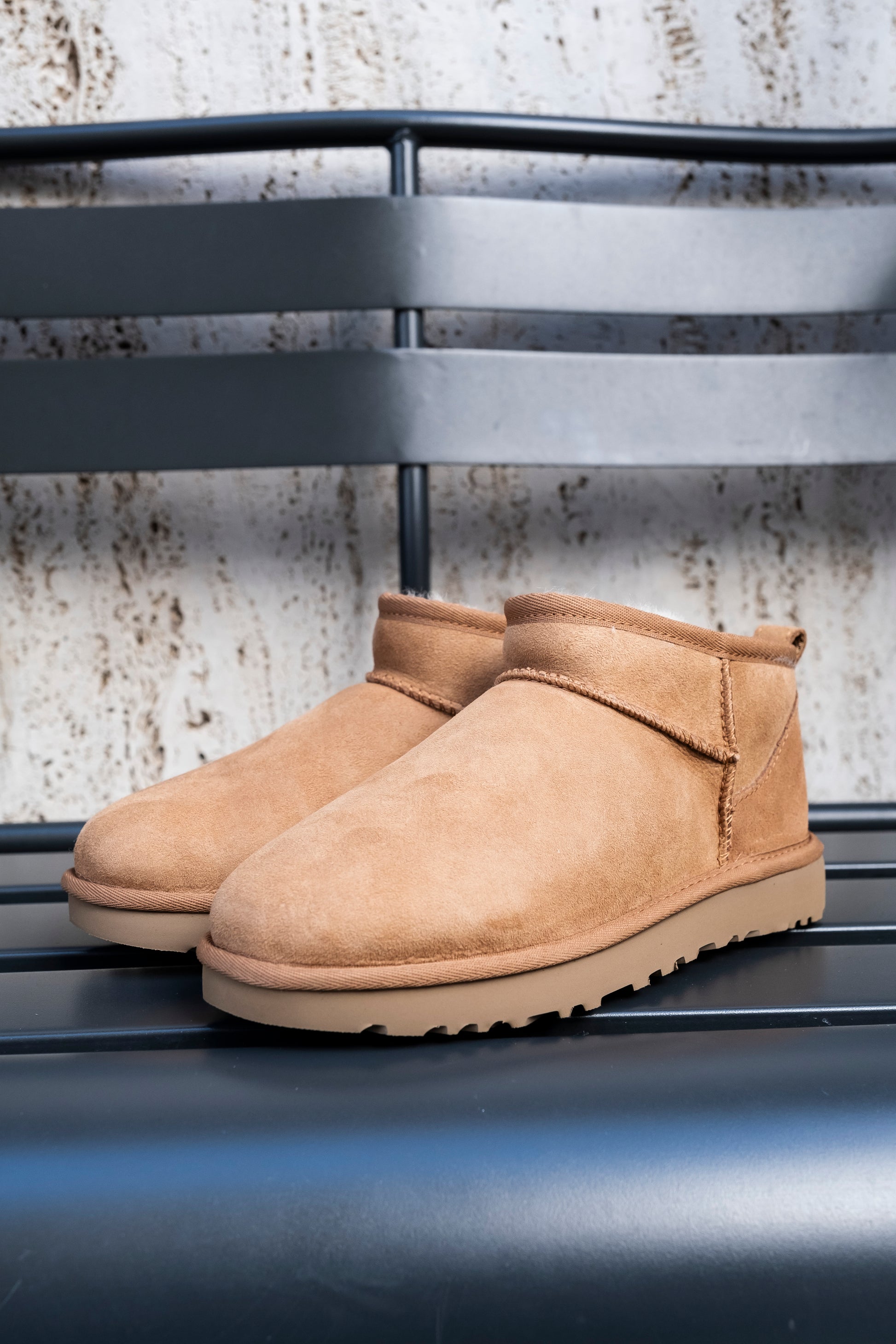 chestnut-ugg-ai24-classic-ultra-mini