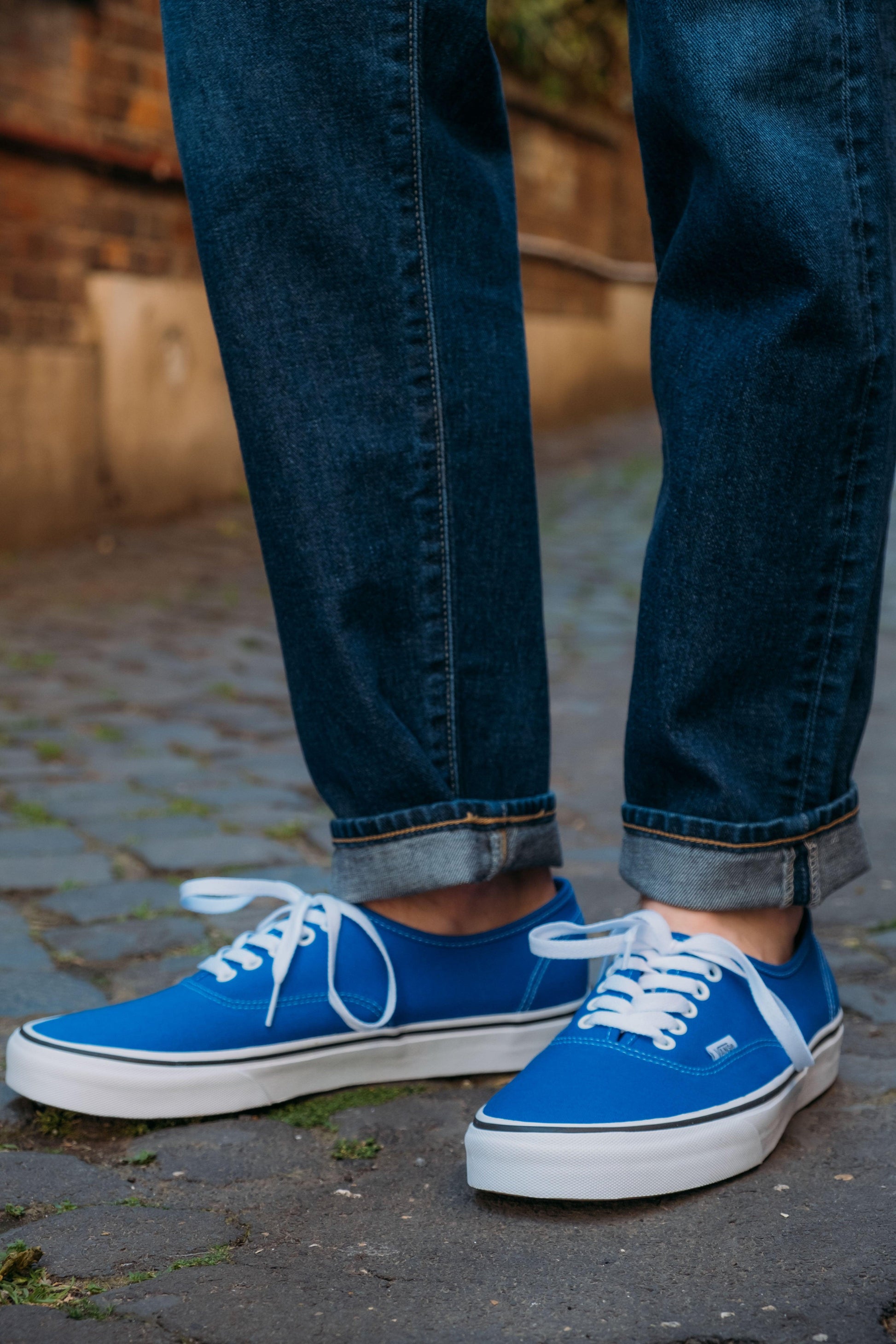 Gaffi Store 1966 Authentic Dazzling Blu Vans