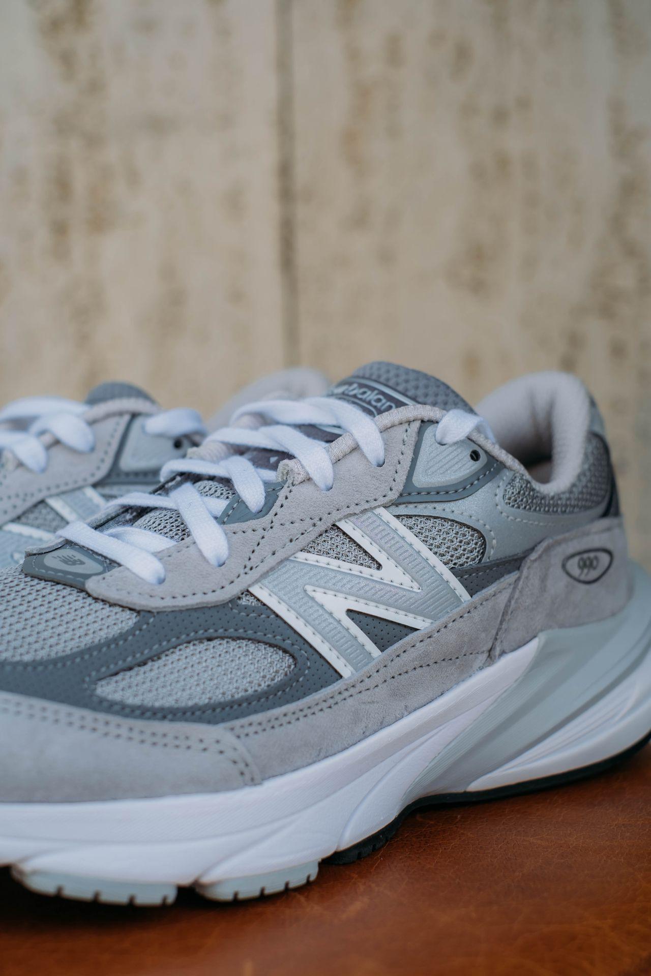 gaffi-store-1966-grey-new-balance-pe24-990v6-5