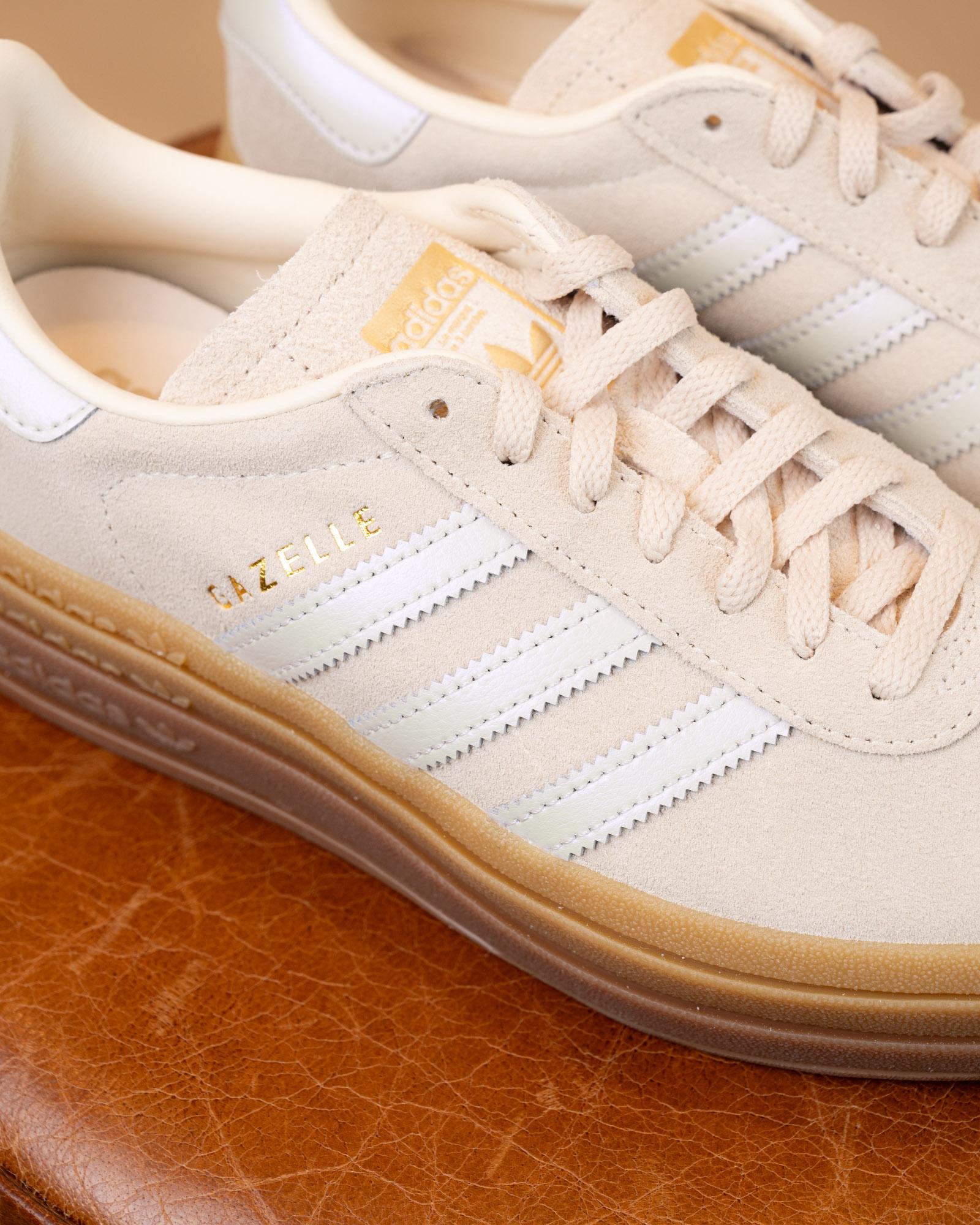 Sneakers Gazelle Bold Khaki/White IH6782 UNICA Adidas 