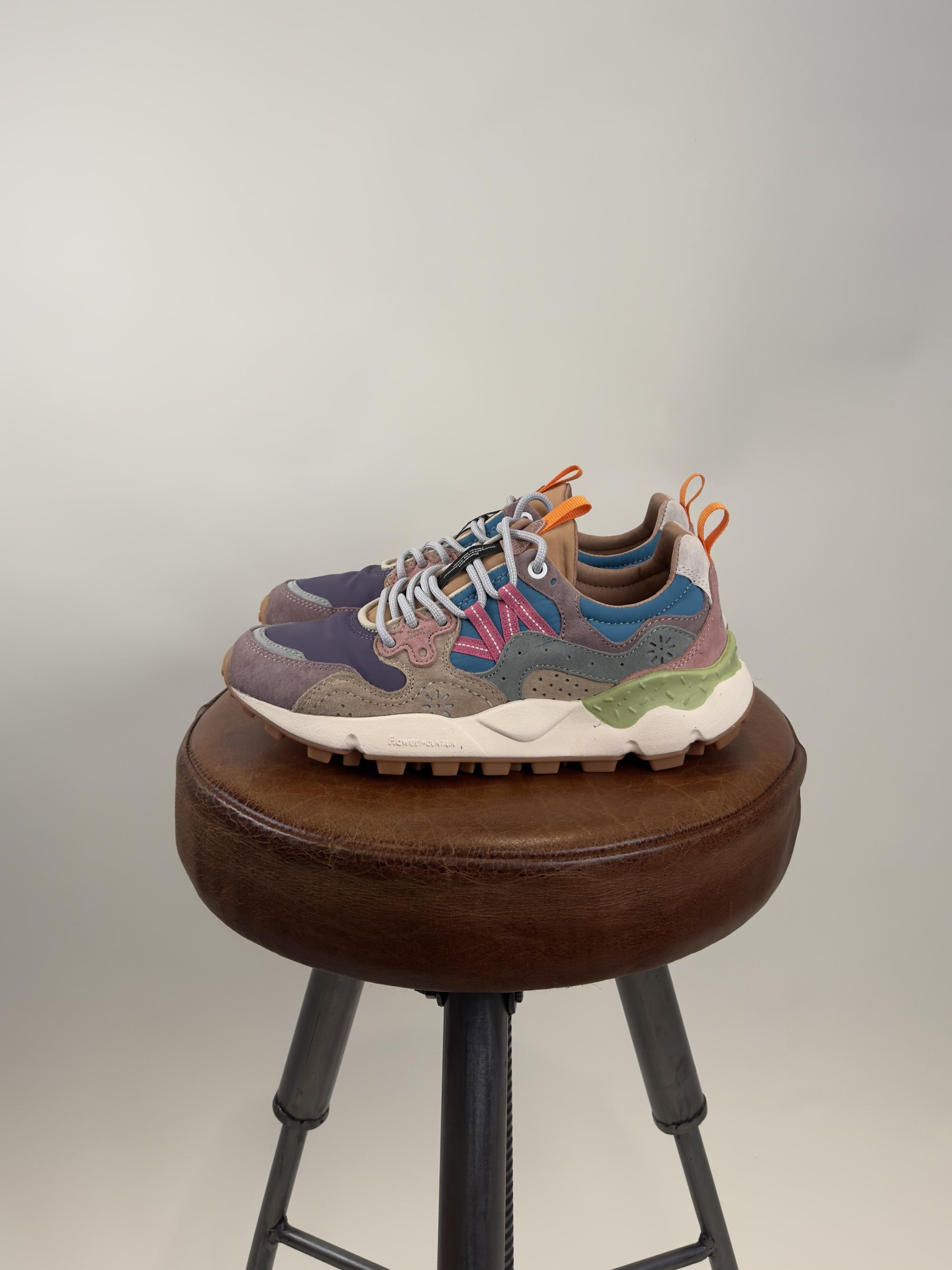 Yamano 3 0012017817011M42 ROSE-VIOLET Flower Mountain