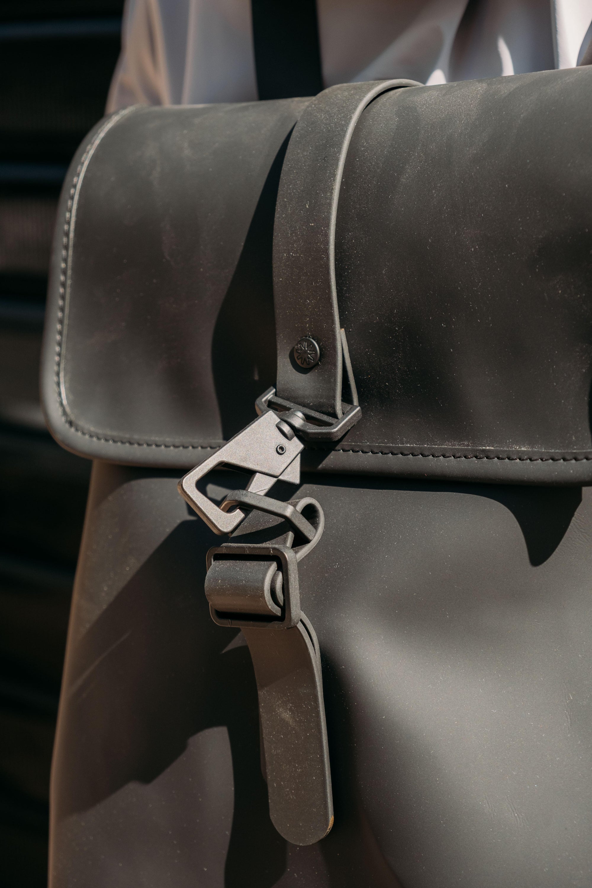 Bucket Backpack RA13040BLA BLACK Rains 