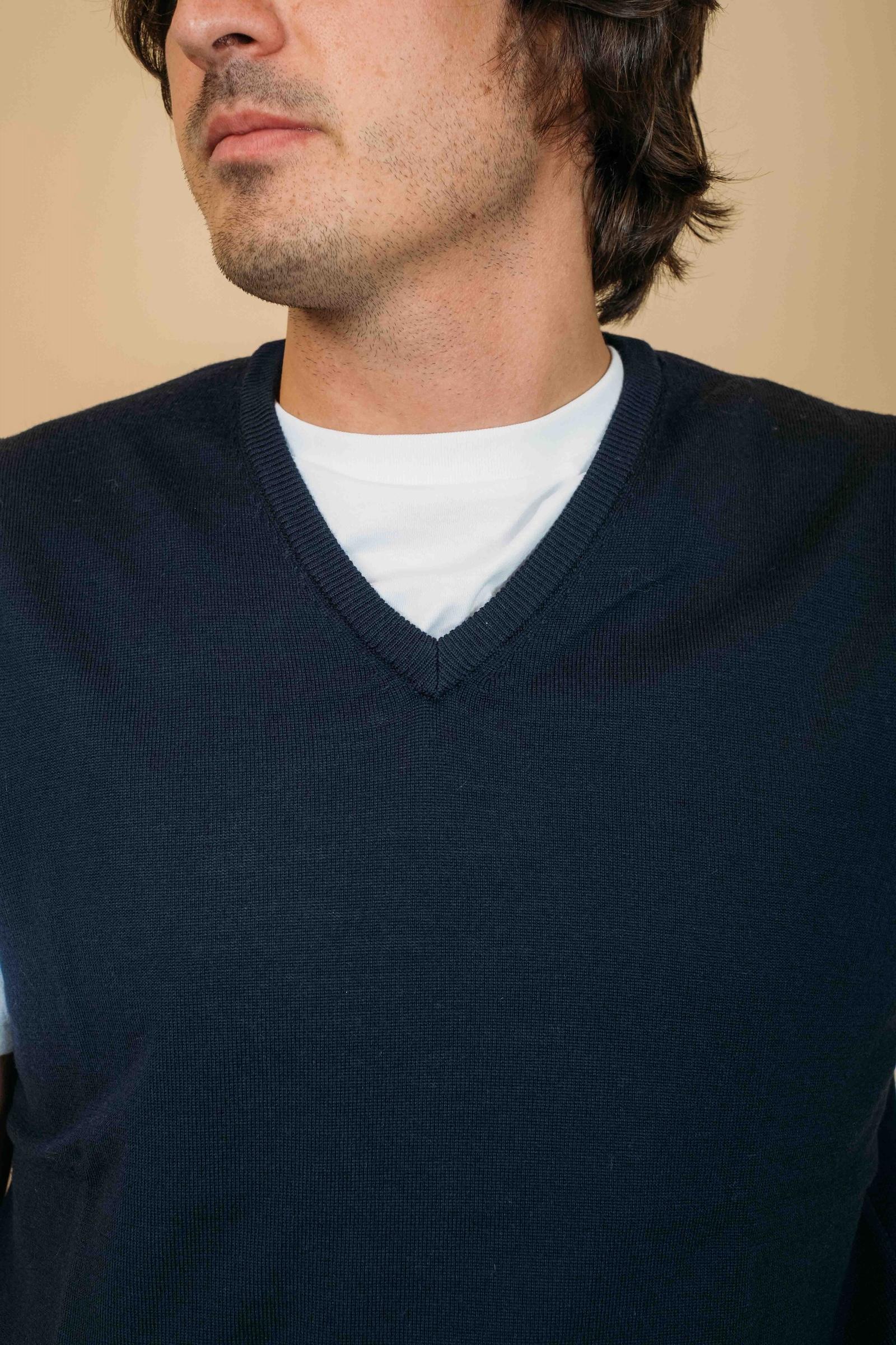 Gilet a V 1859008 442 Gaffi 