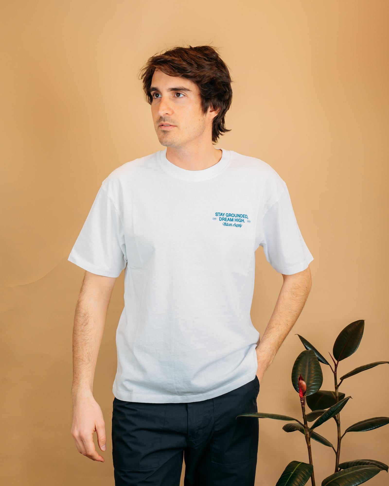 Edwin t-shirt uomo laid back league colore bianco grafica petto