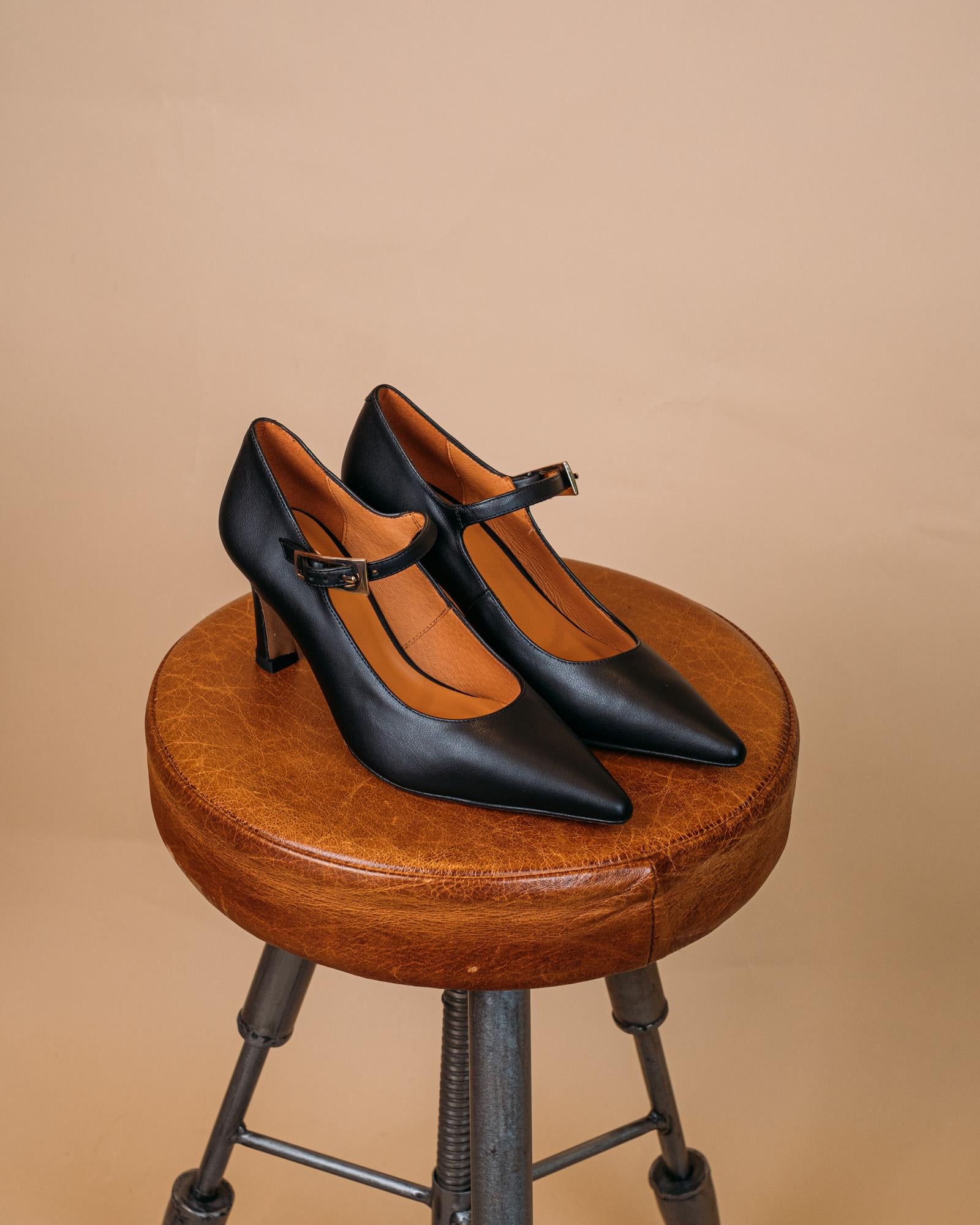 Melie 25553458B NE Angel Alarcon 