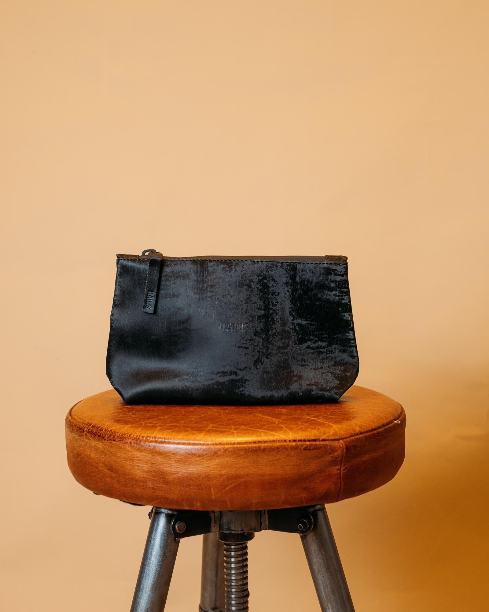 Cosmetic Bag RA15600 COA Rains 
