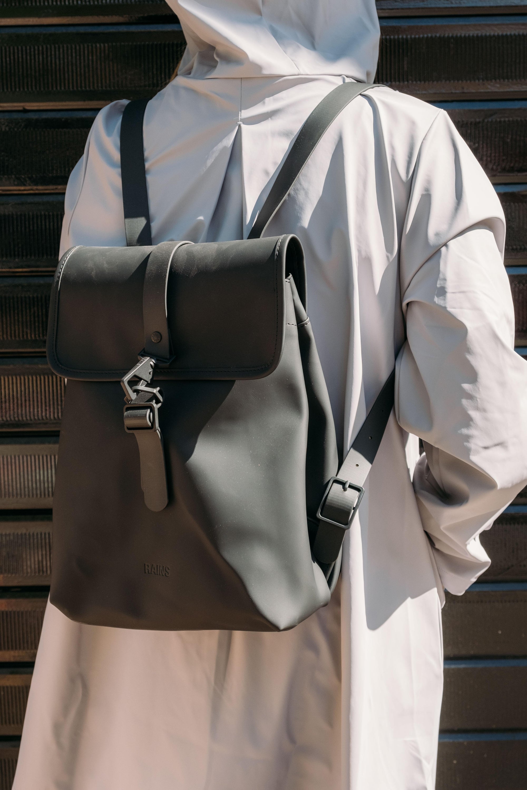 Bucket Backpack RA13040BLA BLACK Rains 