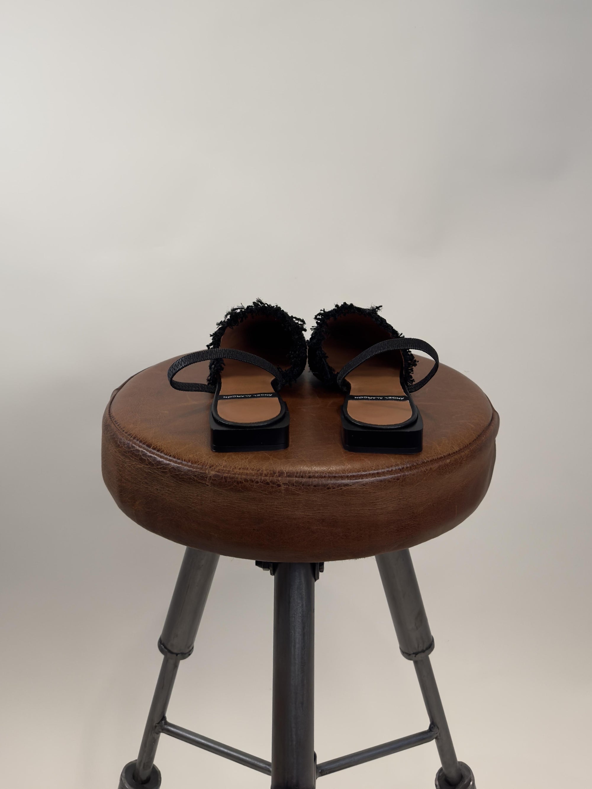 Scarpa con Cinturino 25009-530B RAFIA 5697 Angel Alarcon