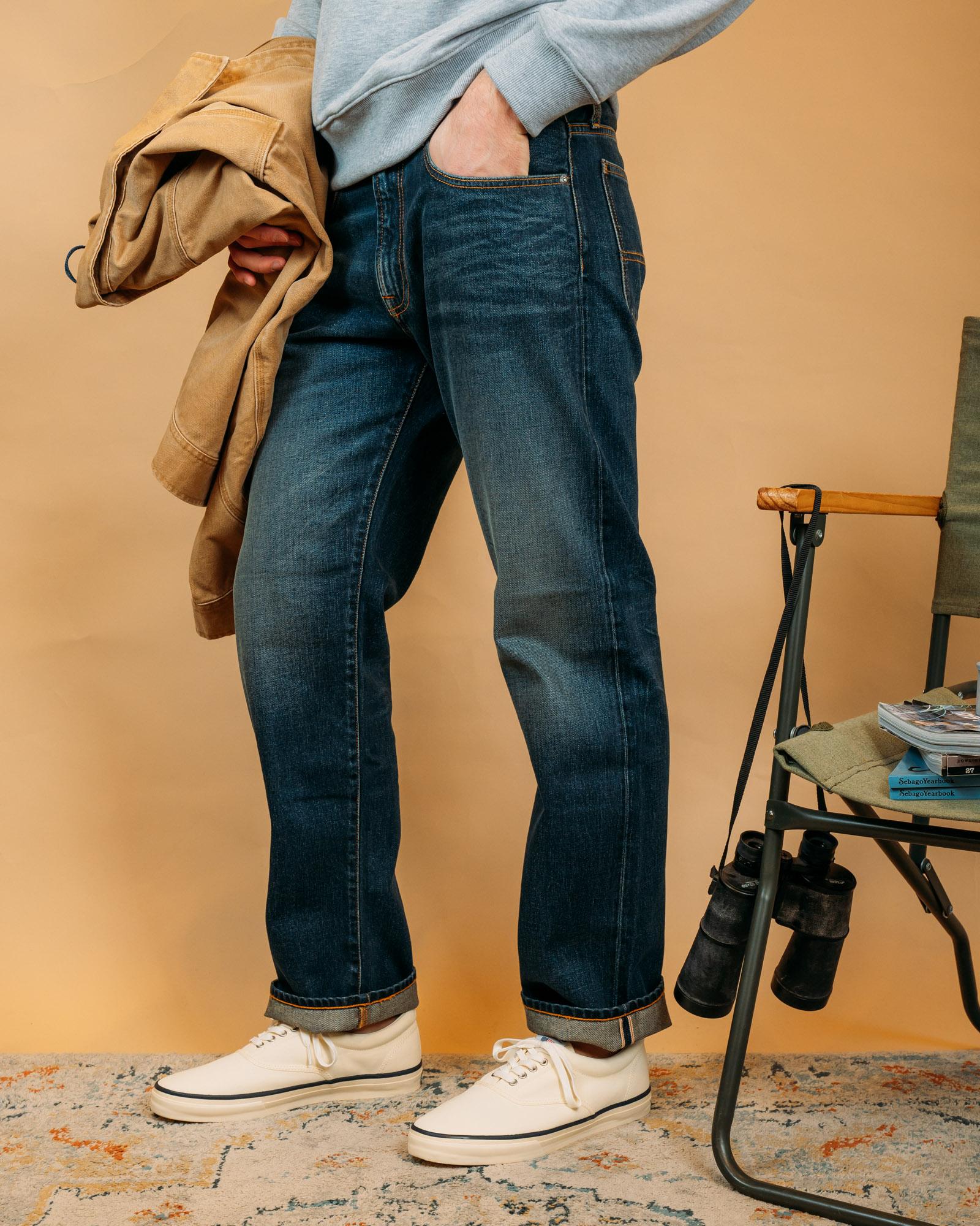 Dettaglio risvolto del jeans Roy Roger's Workerwear Week Work, segno di qualità artigianale superiore.