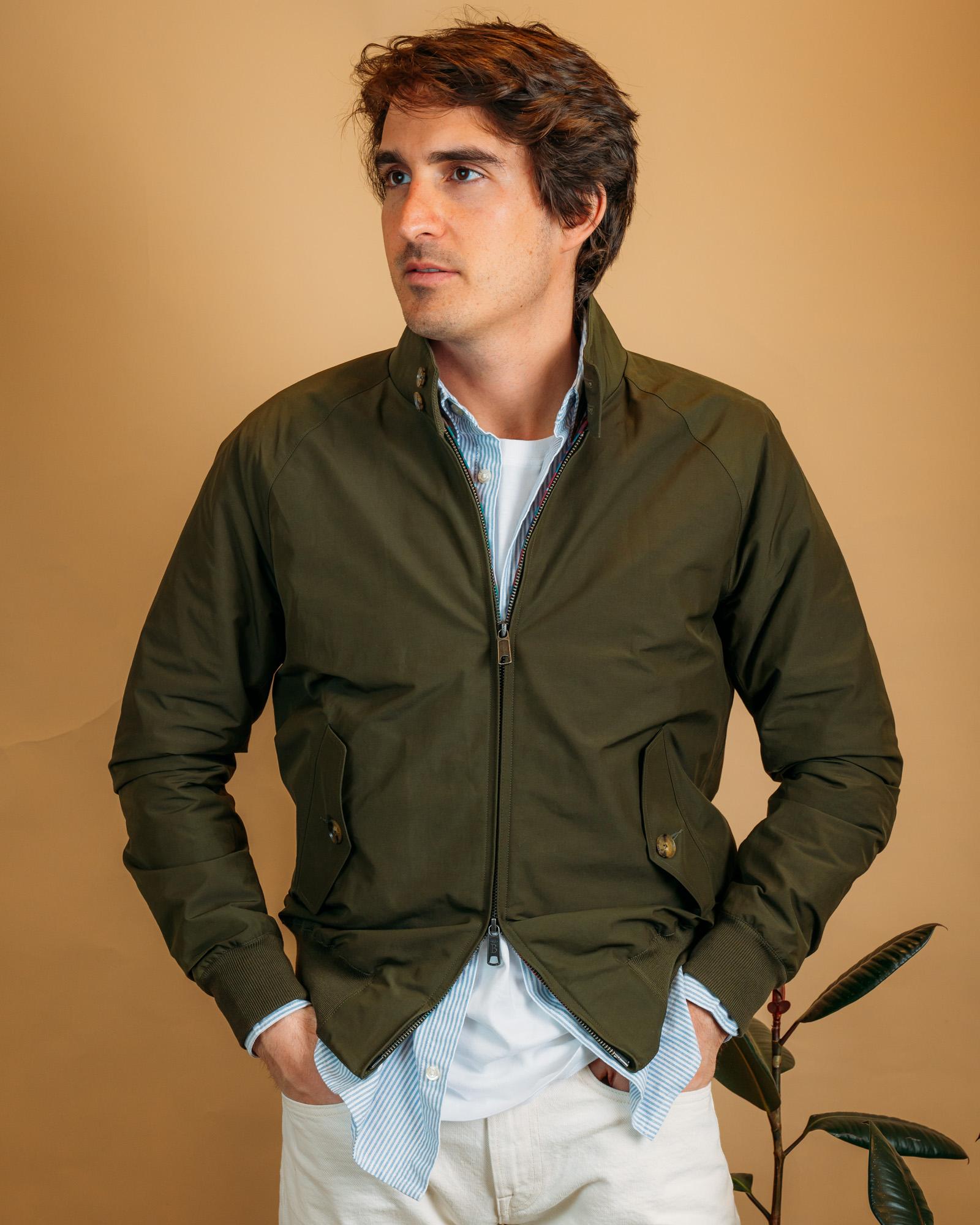 Giacca Baracuta G9 Harrington color verde con chiusura a zip e collo a due botton