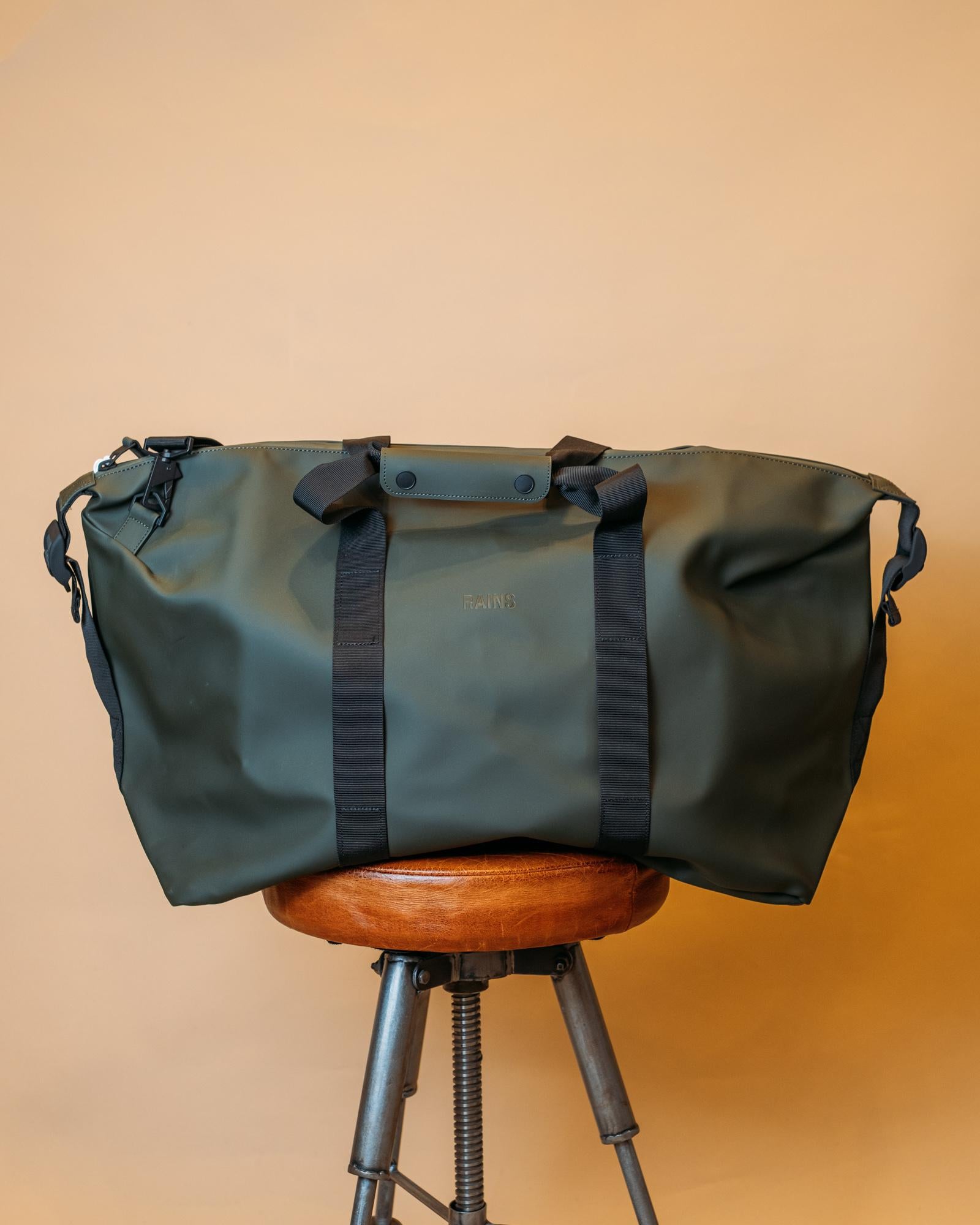 Hilo Weekend Bag RA14200 GRE Rains 