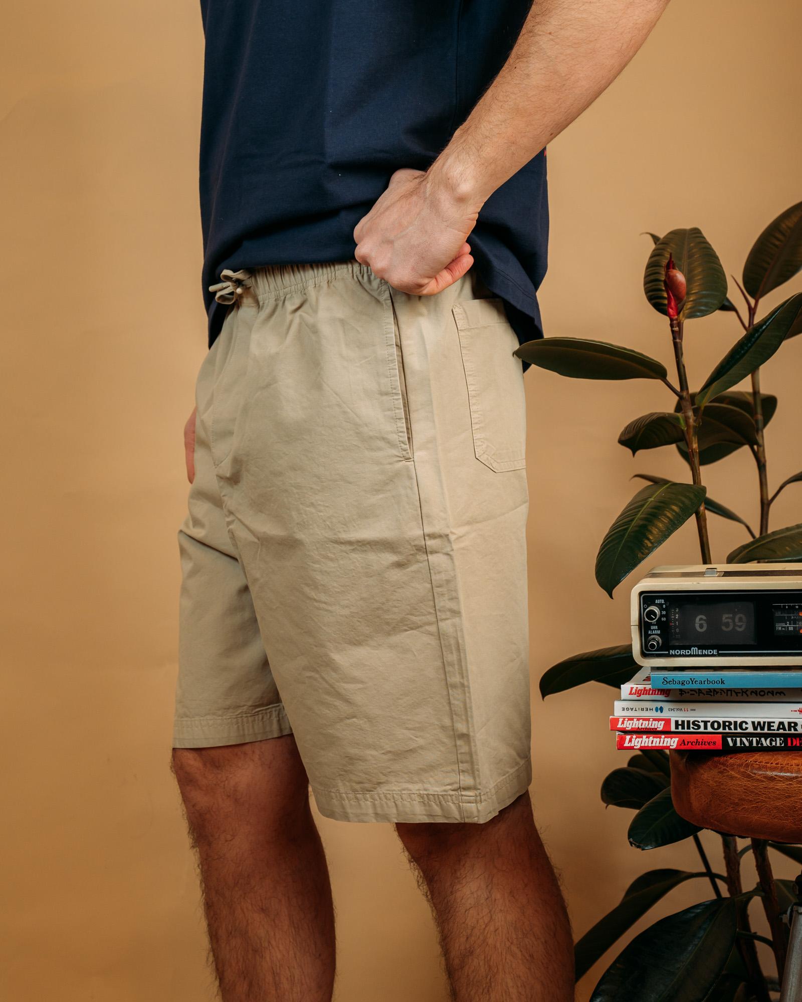 Abbigliamento uomo Avalon bermuda casual chic colore seneca rock