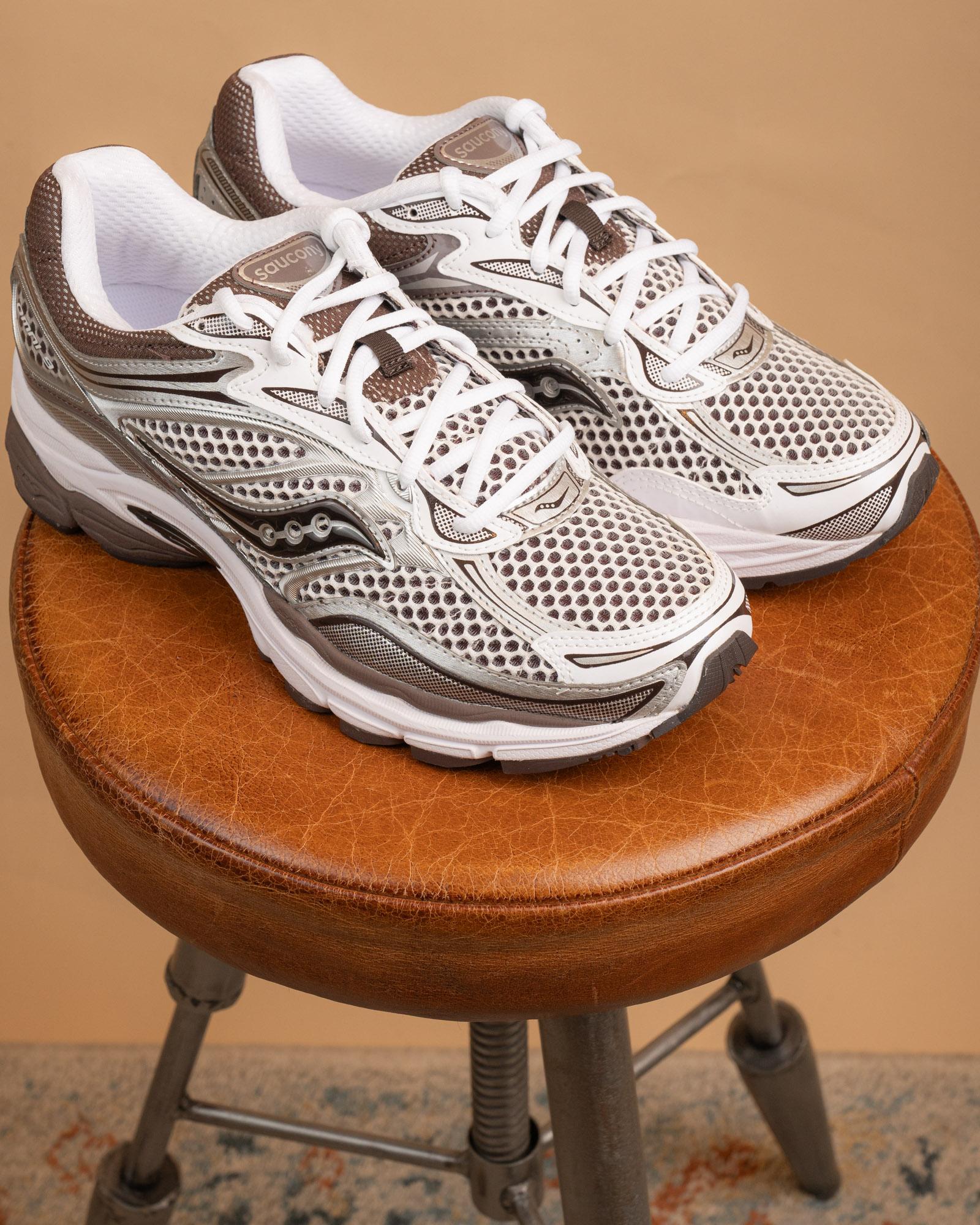 Sneakers ProGrid Omni 9 Disrupt White-Brown S70739 57 Saucony 