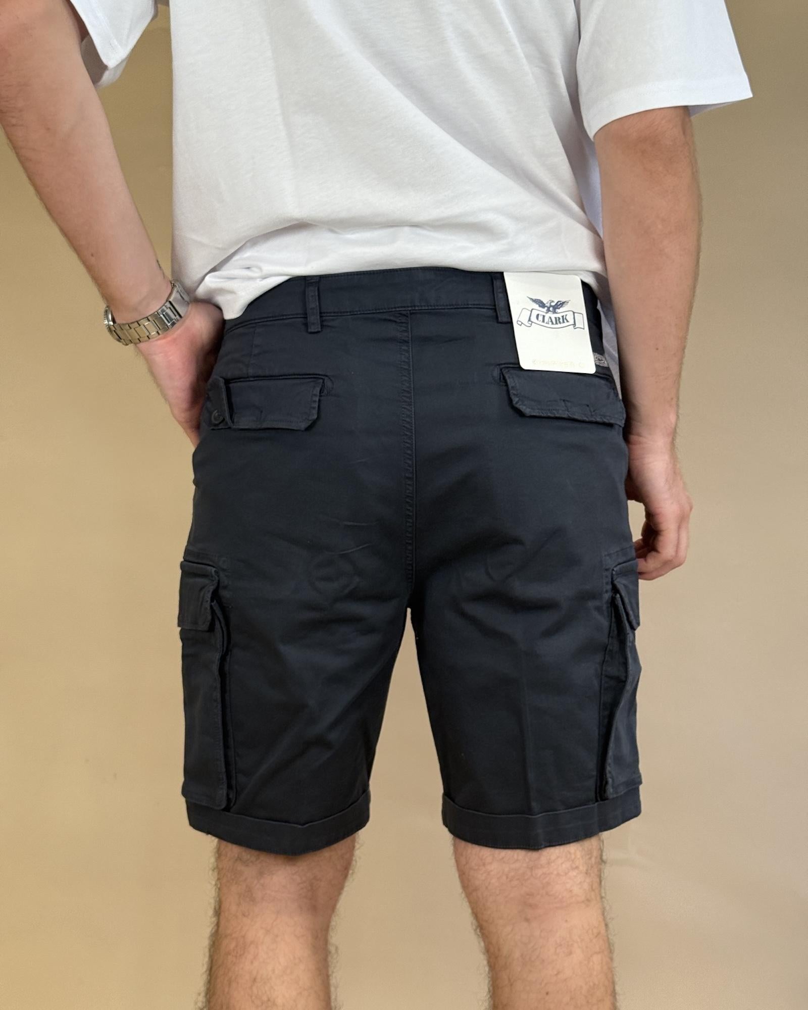 Bermuda Cargo Over RYAN_T095 003 Clark