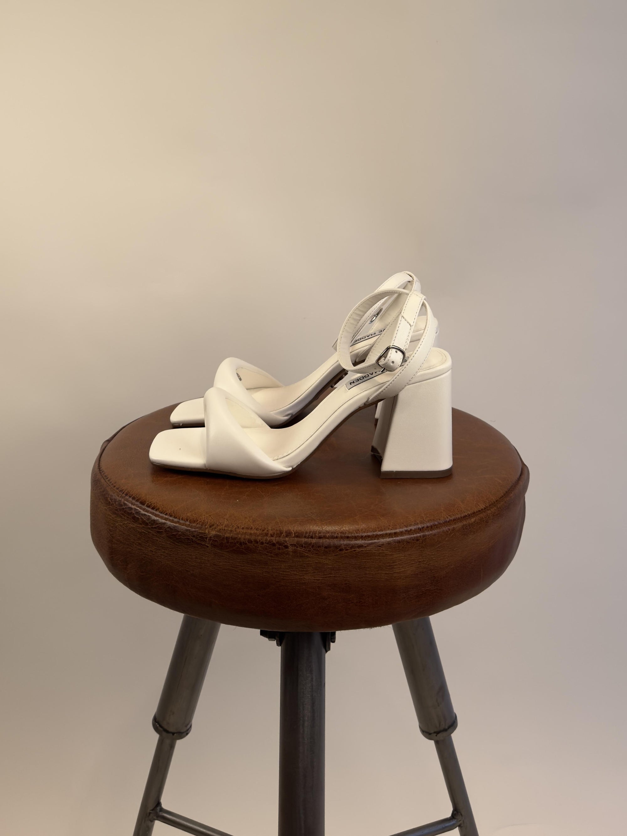 Sandalo Bibi SMSBIBI2 WHITE Steve Madden 