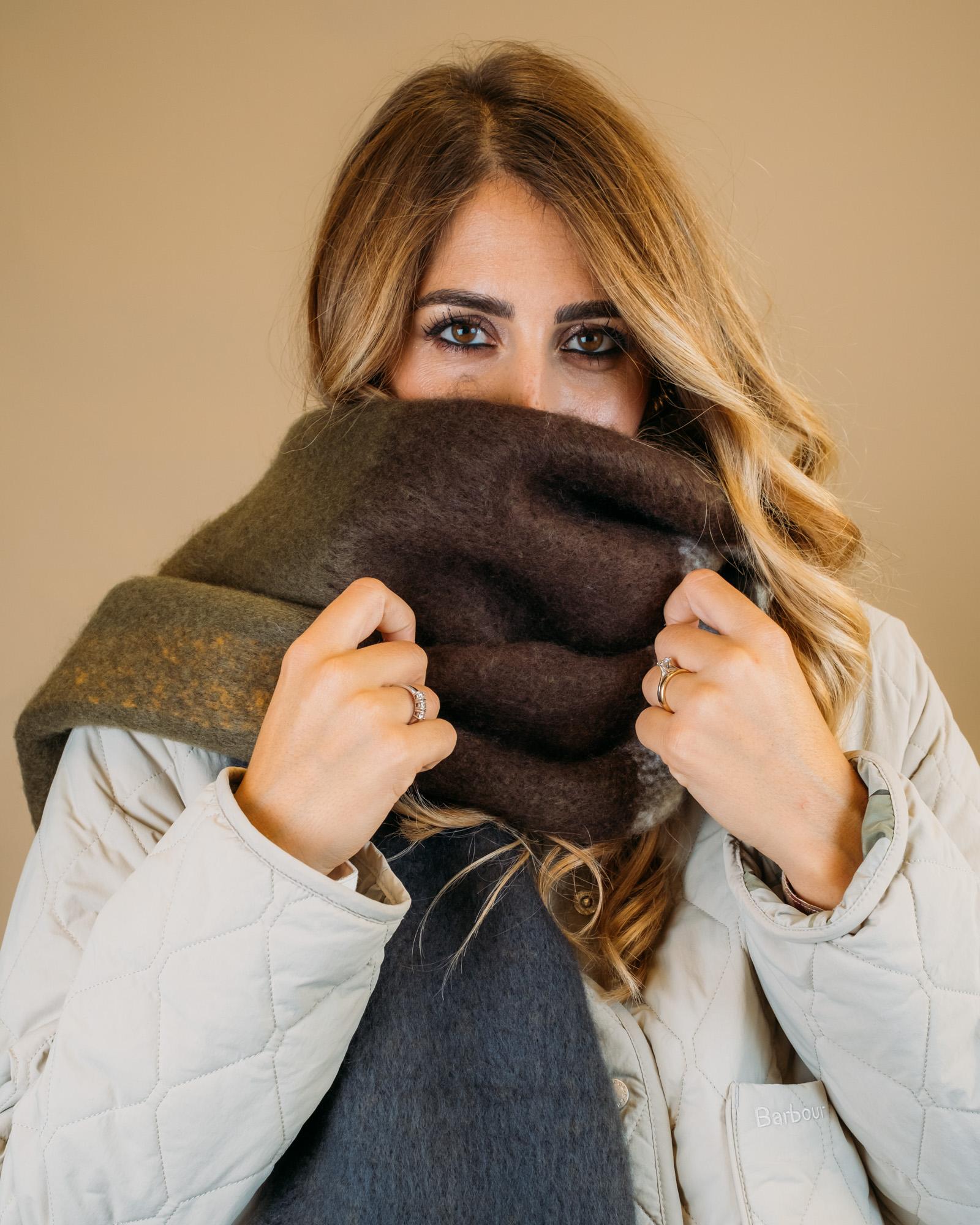 Isla Tartan Boucle Scarf LSC0293 TN11 Barbour 