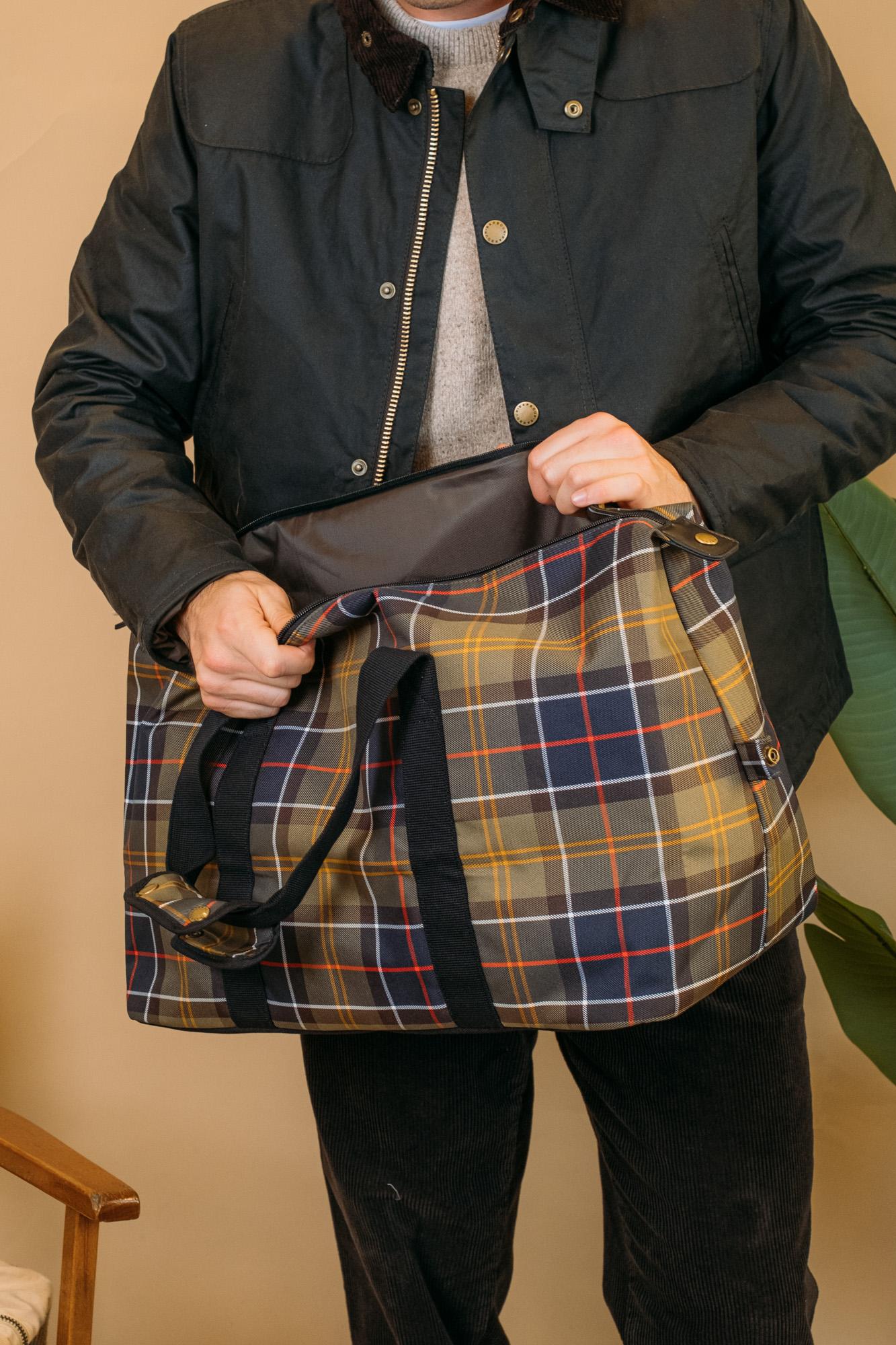 Torridon Tartan Carry Bag UBA0755 TN11 Barbour 