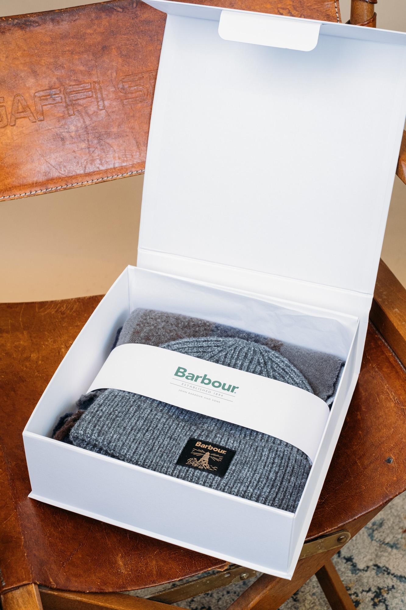 Westerdale Beanie/Scarf Set MGS0095 TN38 Barbour 