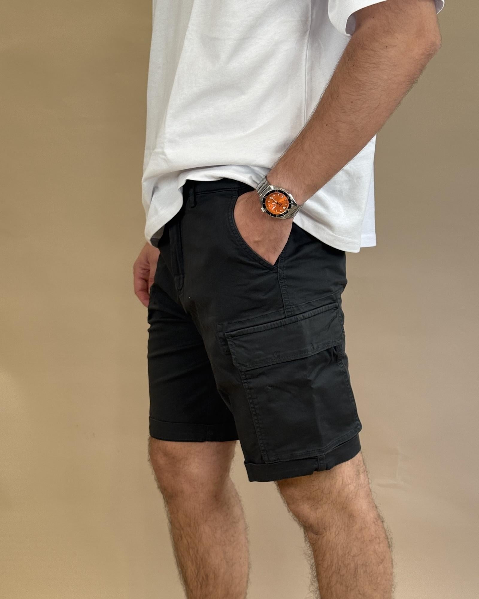 Bermuda Cargo Over RYAN_T095 002 Clark