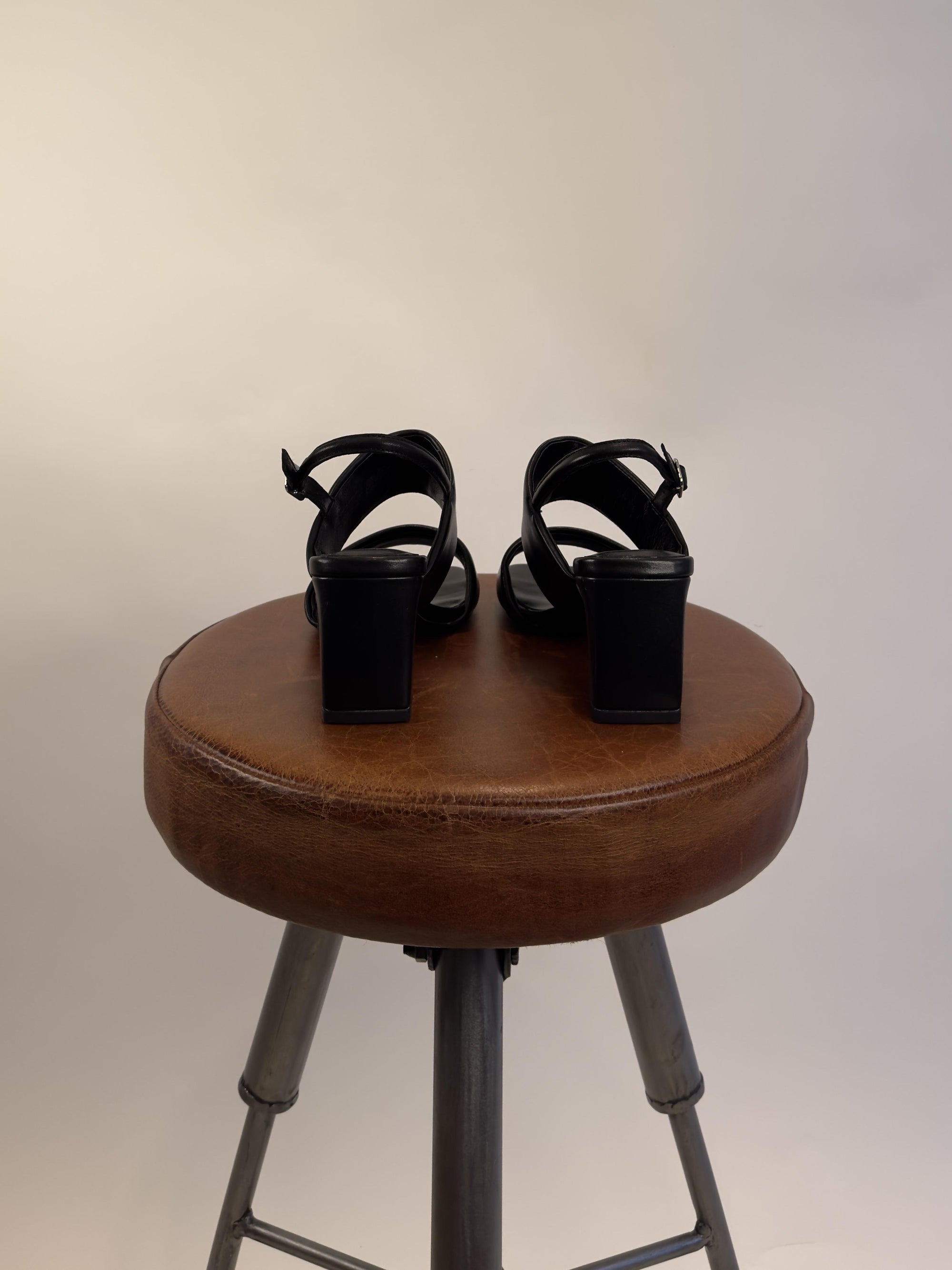 Sandalo Luisa VBS571200120 BLACK Vagabond 