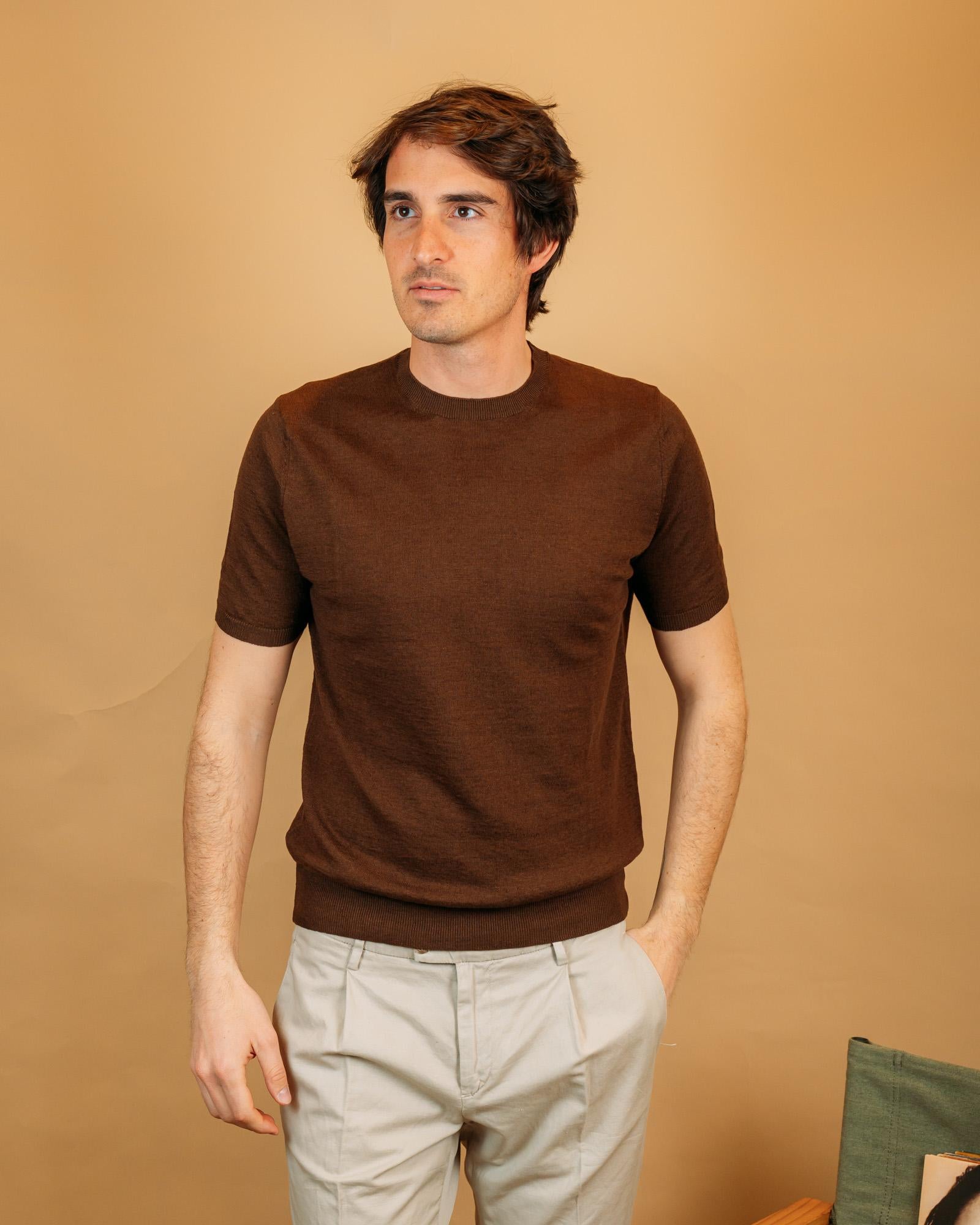 Gaffi t-shirt uomo in misto lino colore marrone moro girocollo