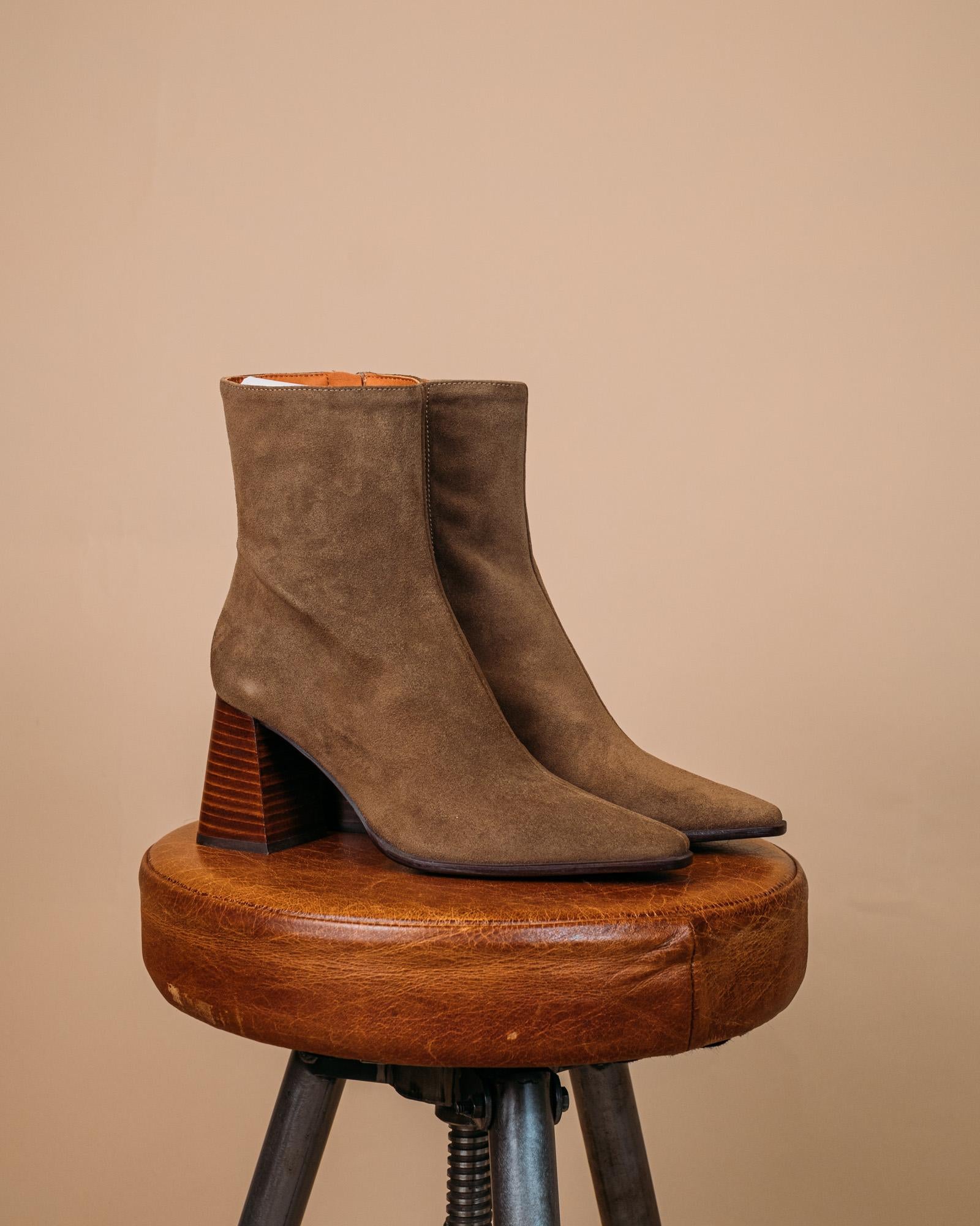 Trimia 25572492A CU Angel Alarcon 