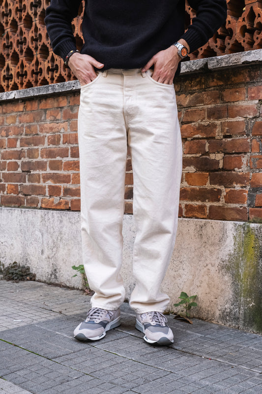 natural-rinsed-edwin-ai24-made-in-japan-loose-fit-denim3