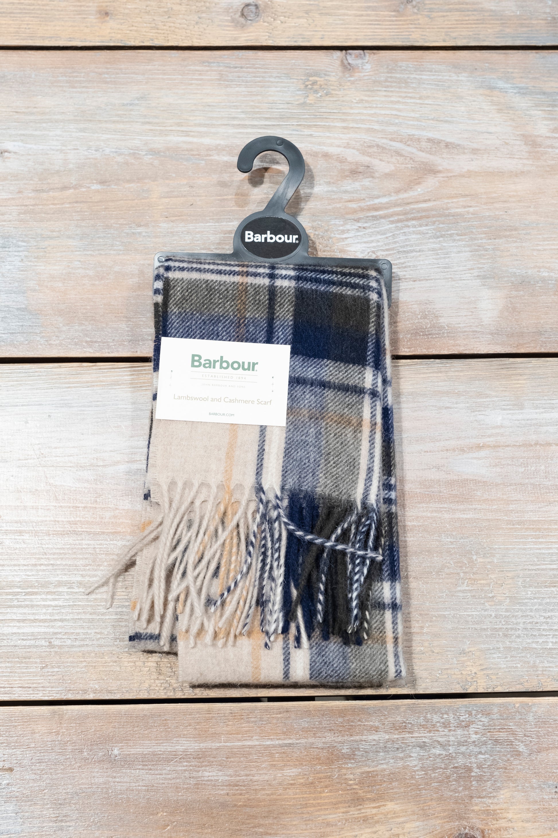 sand-beige-plaid-barbour-ai24-new-check-tartan-scarf